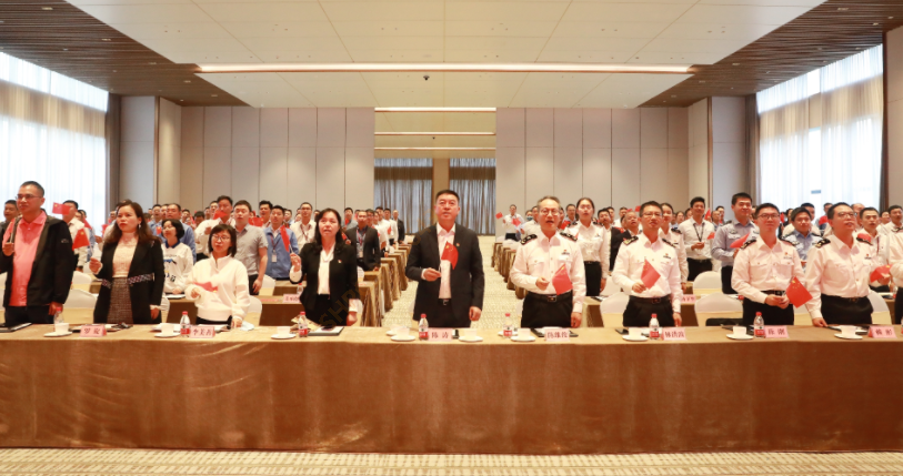 用音符谱写初心 用歌声唱响使命--音乐思政课走进星空电竞科技